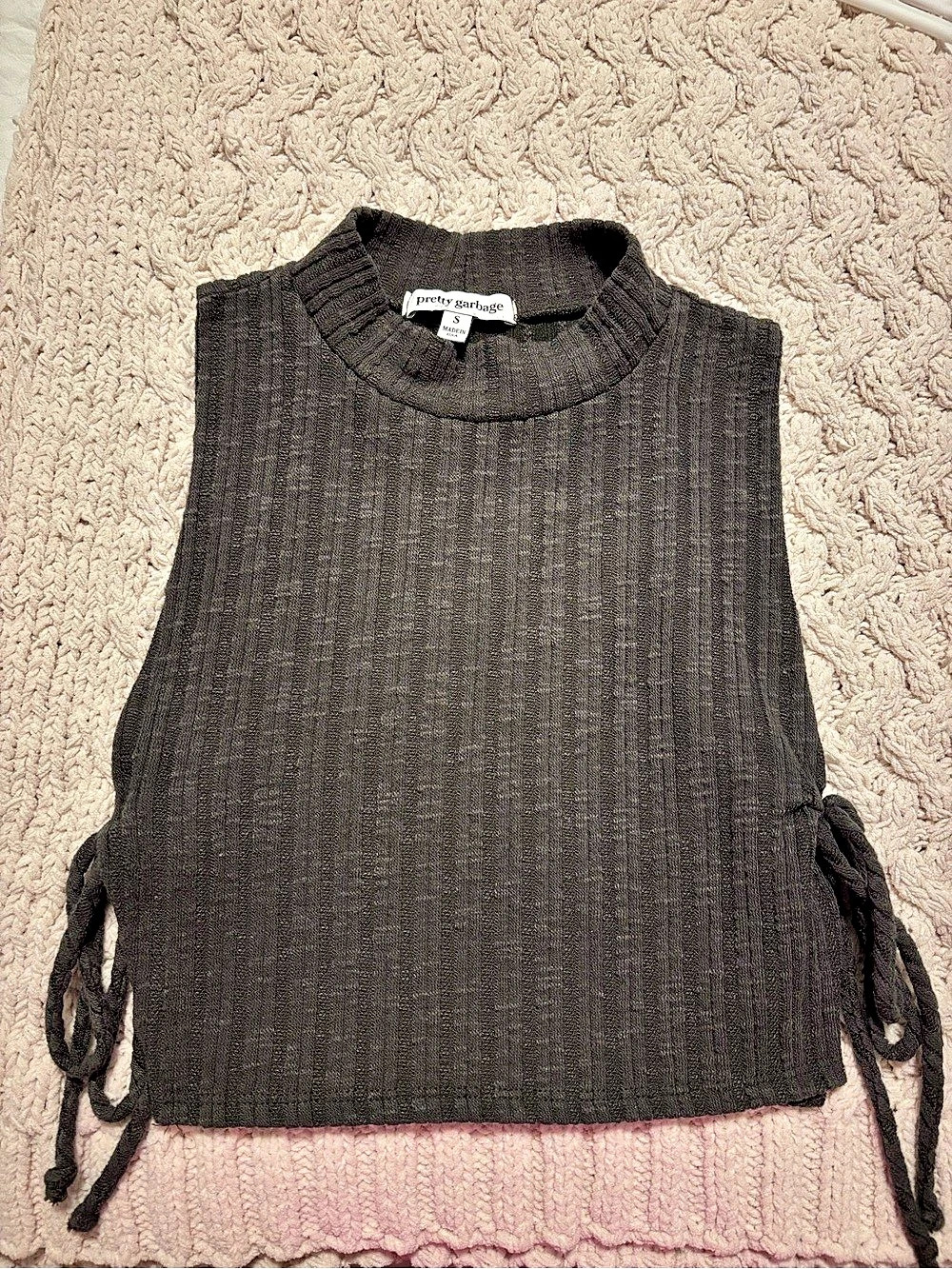 Ribbed Side-Tie Tank Top in Black Size Small Like New